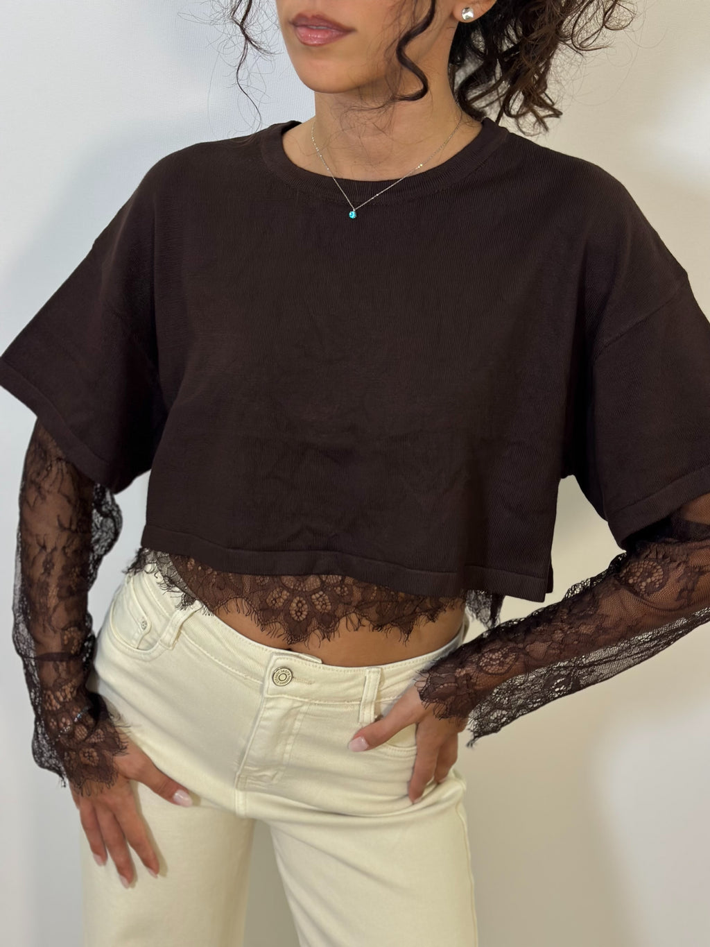 T-shirt manica in pizzo Mia
